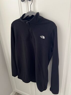 The North Face Black Quarter-Zip Fleece Pullover
